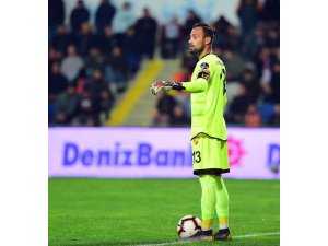 Göztepe’de yerliler atacak, yabancılar savunacak