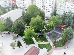 Yeni parklar ve yeşil alanlarla yeşil alan güçleniyor