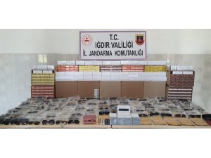 Iğdır’da kaçakçılık operasyonu: 5 gözaltı