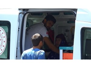 Diyarbakır’da otomobiller kafa kafaya çarpıştı: 2 yaralı