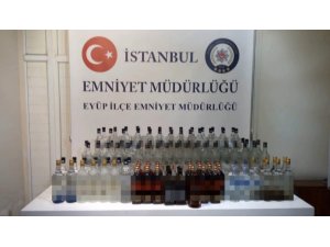 Lüks cip ile kaçak içki sevkiyatı polise takıldı