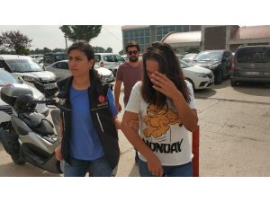 Genç kadın uyuşturucu ticaretinden gözaltında