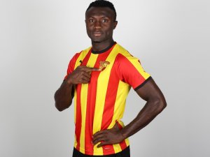 Göztepe’de Sanneh imzaladı
