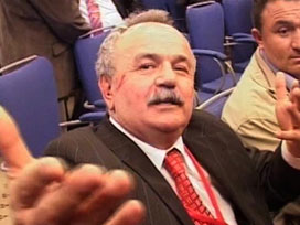 'Çalık mağdur rolünü oynuyor'