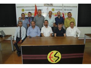Eskişehirspor Yönetim Kurulu ’Devam’ dedi