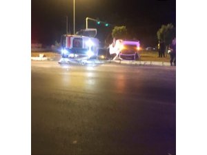 Otomobil ile ambulans çarpıştı: 7 yaralı