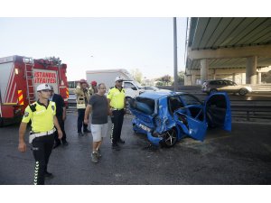 Küçükçekmece'de trafik kazası: 3 yaralı