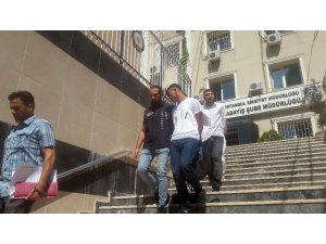 Evlere dadan hırsızlar önce kameraya sonra polise yakalandı