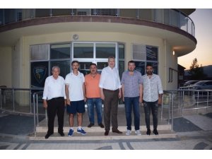 Özkan’dan Karacabey Belediyespor’a ziyaret