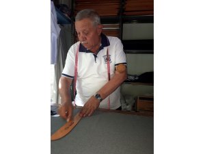 Terziler giysi tadilatıyla geçiniyor