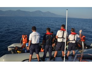 Kuşadası’nda 25’i çocuk 42 kaçak göçmen yakalandı