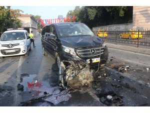 Beşiktaş Meydan’da takla atan araç karşı şeritteki araca çarptı: 1 yaralı