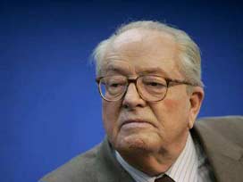 Fransa, Le Pen'in başarısını konuşuyor