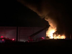 Denizli’de kimyasal fabrikasında büyük yangın