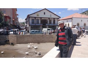 Bozkır Çarşamba Çayına 15 kaz bırakıldı