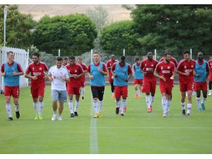 Yiğido, Beşiktaş’a bileniyor