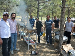 Ulusan çalışanları, piknikte buluştu