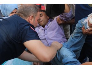 Şanlıurfa’da bahçeye çöp atma kavgası: 3 yaralı, 8 gözaltı