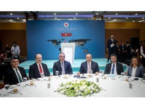İzinsiz yolcu taşıyan 422 araç trafikten men edildi