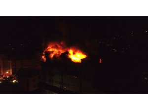 Fındık fabrikası alev topuna döndü