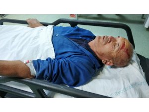 Traktör minibüs ile çarpıştı: 1 yaralı