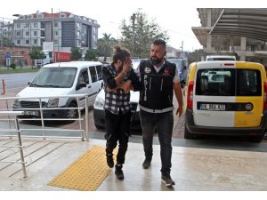 Sırt çantasına gizlediği uyuşturucuyla yakalanan şüpheli tutuklandı