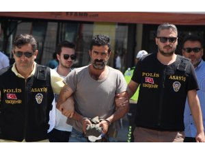 Dini nikahlı eşini kendisini aşağıladığı için öldürmüş