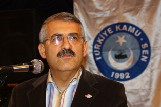 'Türkiye en bunalımlı sürecini yaşıyor'