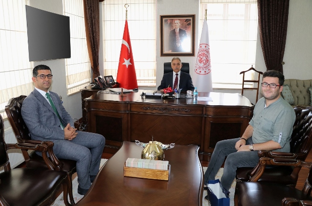 AA Bölge Müdürü Süt’te Vali Toprak’a ziyaret