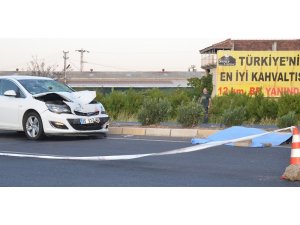 Otomobil motosikletle çarpıştı: 1 ölü