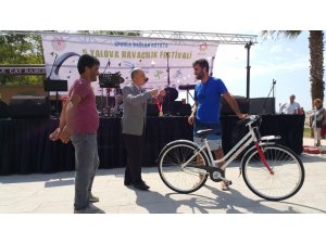 Havacılık Festivalinden birincilik madalyası ile döndü