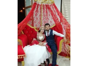 Yeni evli çift balayı dönüşü kaza yaptı; gelin öldü, damat yaralı