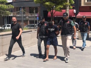 Uyuşturucu ticareti yaptıkları iddia edilen şüpheliler adliyede