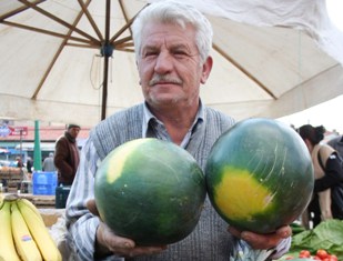 İran karpuzu tezgâhlarda yerini aldı