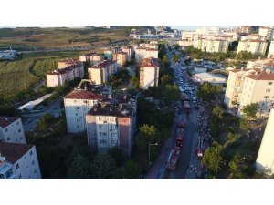 Bursa’da yanan 3 apartman havadan görüntülendi