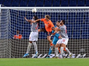 UEFA Şampiyonlar Ligi: Medipol Başakşehir: 0 - Olympiakos: 1 (Maç sonucu)