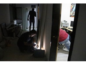 Kiloları yüzünden hayata küsen adam, bilgisayar başında ölü olarak bulundu