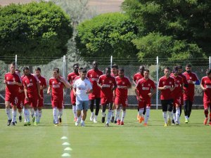 Sivasspor’da forma numaraları belli oldu