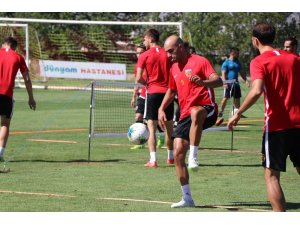 İM Kayserispor, yeni sezon hazırlıklarını hız kesmeden sürdürüyor