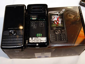 Türk malı cep telefonu tanıtıldı