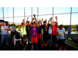 Sarıgöl’de ’Yaz Kur’an Kursları Arası Futbol Turnuvası’