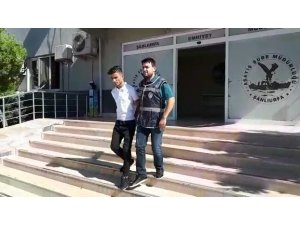 Otomobillerden hırsızlık yapan zanlı yakalandı
