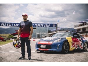 Dünyanın en iyi drift pilotları şampiyonluk için İstanbul’a geliyor