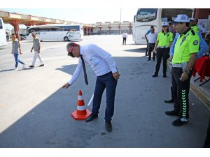 Adana'da alkolün etkisi "gözlük" ile anlatıldı