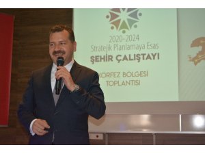 Ayvalık’ta Büyükşehir’den  2020-2024 Stratejik Planlamaya esas şehir çalıştayı