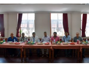 Selvi, muhtarlarla bir araya geldi