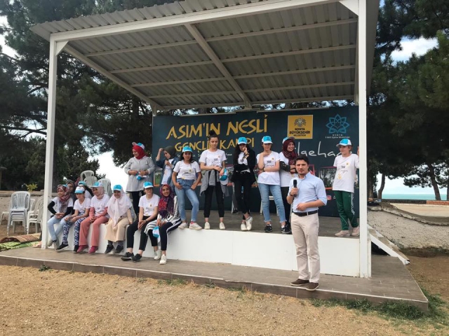 Milletvekili Özboyacı, öğrencilerle buluştu