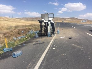 Kontrolden çıkan minibüs takla attı: 1 yaralı