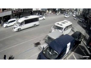 Duran araba adama çarptı
