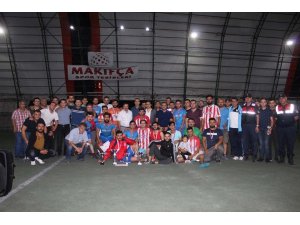 Emet Kaymakamlığı halı saha futbol turnuvası sona erdi